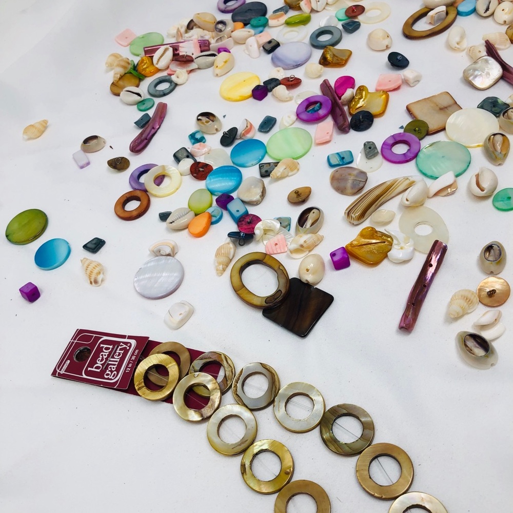 Assorted Shell Beads Pendant